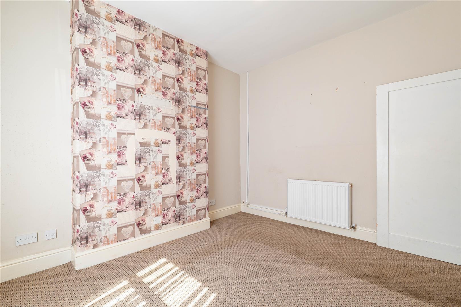 3 bed property in Snape Street, Darwen